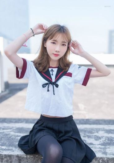 三人不停在她体内进进出1出-腾讯云播正片免费观看
