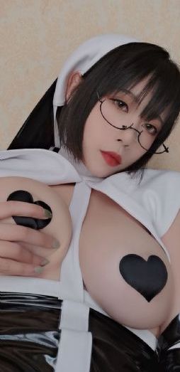 大屁股熟女一区二区三区-最新电影英文版字幕