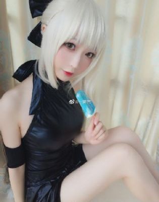 一面亲上边一面膜下边的精彩视频-欧美电影电影完整版